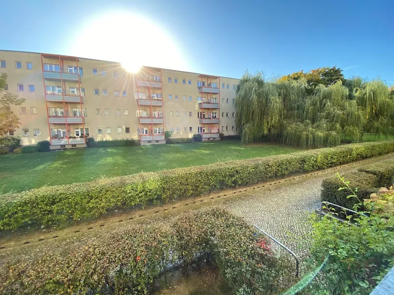 Alt-Hohenschönhausener Wohnung im obersten Stockwerk (ohne Aufzug) neu zu vermieten — photo 1